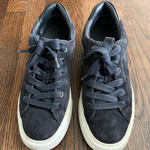 Women's Rhea Platform Sneakers - Picture 1 of 4